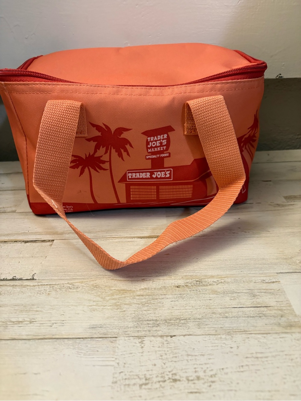 Trader Joe's Coral Orange Insulated Lunch Bag